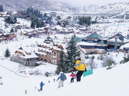 Traga sua família para esquiar nas montanhas no Chile