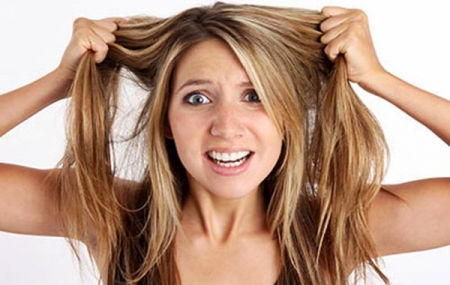 Como tratar de cabelos oleosos