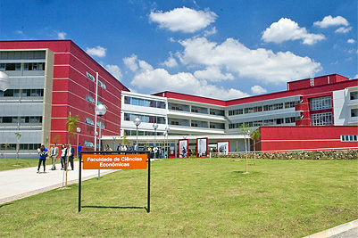 Vagas UFMG - cursos menos concorridos