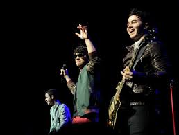 Jonas Brothers anuncia fim da banda