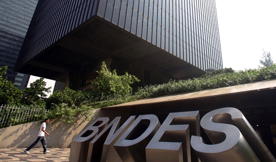 A procura pelos concursos é grande devido aos bons salários e os benefícios (Foto: Divulgação)