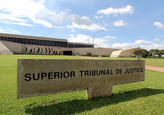 São diversas vagas disponíveis para o concurso do STJ-DF (Foto: Divulgação)